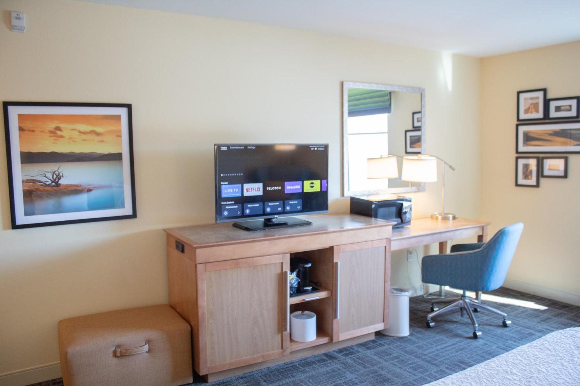 Hampton Inn & Suites Big Rapids, Mi Esterno foto