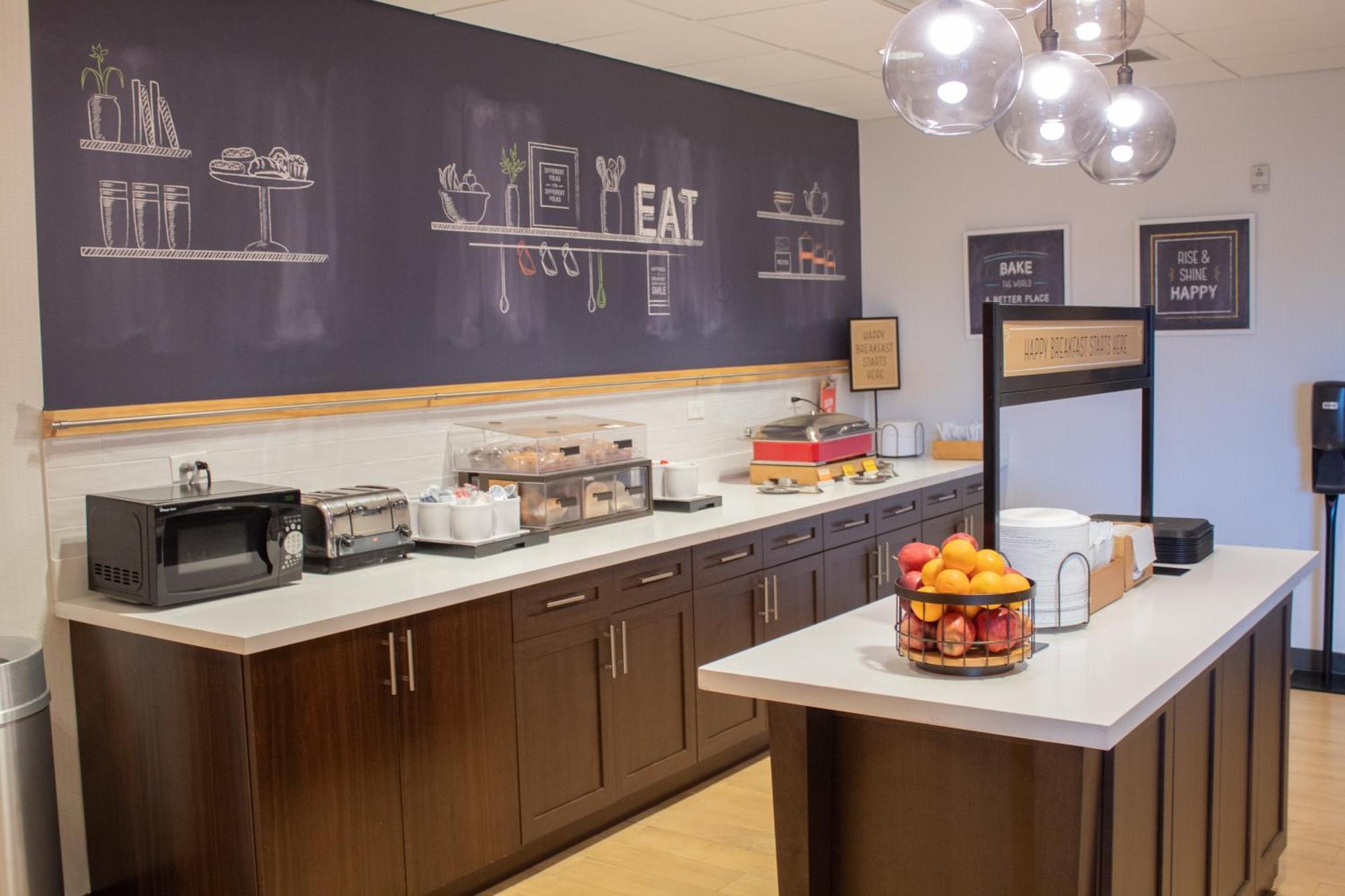Hampton Inn & Suites Big Rapids, Mi Esterno foto